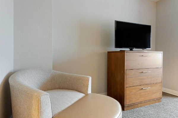 Staybridge Suites - Orlando Royale Parc Suites image 17